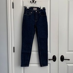 Everlane High Rise Skinny Jean in dark indigo (size 27 Regular)